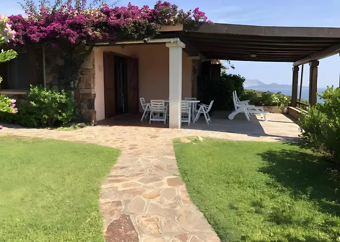 Villa Oleandro Vista Mare San Teodoro (Sardinia)